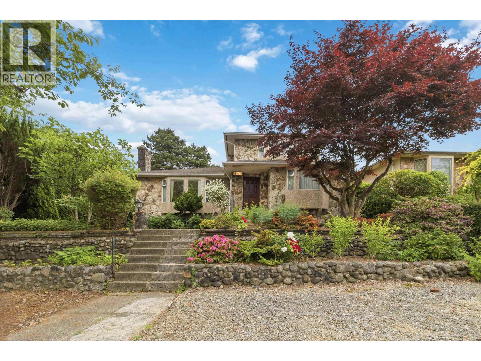 4890 SOUTHLAWN DRIVE|Burnaby, British Columbia V5C3S6