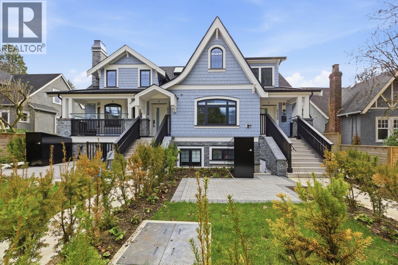 2438 W 49TH AVENUE|Vancouver, British Columbia V6M2V3