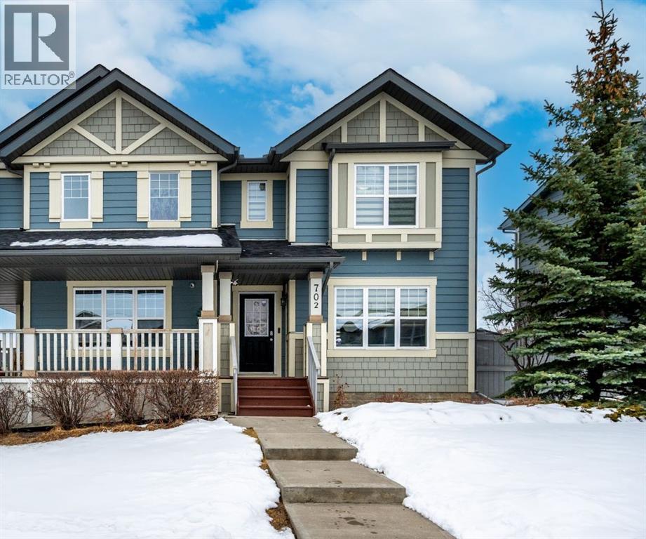 Duplex for Sale in 702 Panamount Boulevard NW|Calgary, Alberta T3K0P7 2