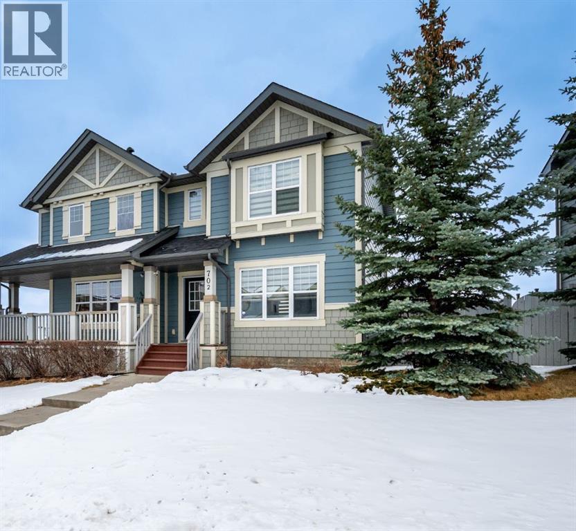 Duplex for Sale in 702 Panamount Boulevard NW|Calgary, Alberta T3K0P7 3