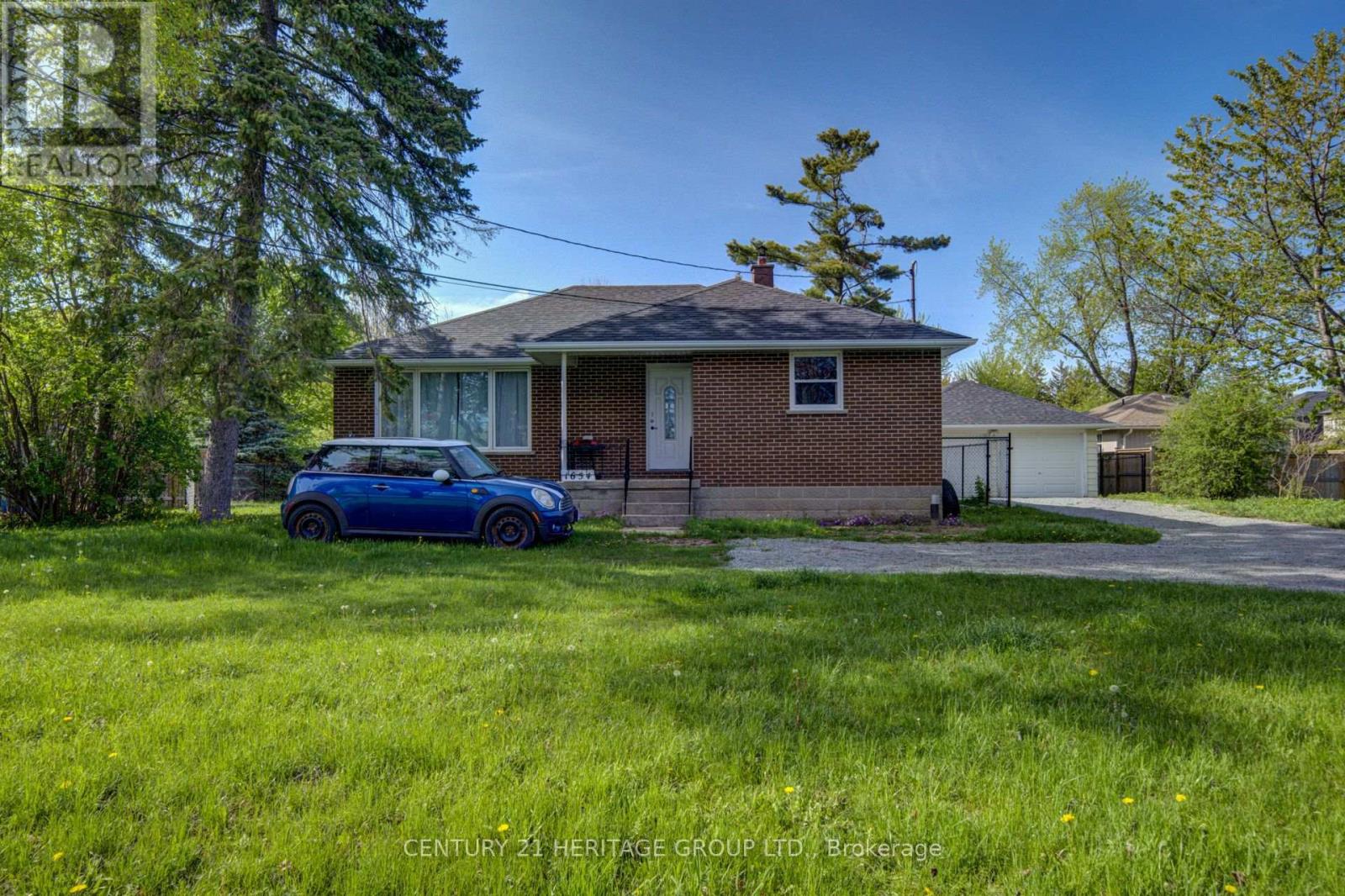 1654 METRO ROAD N