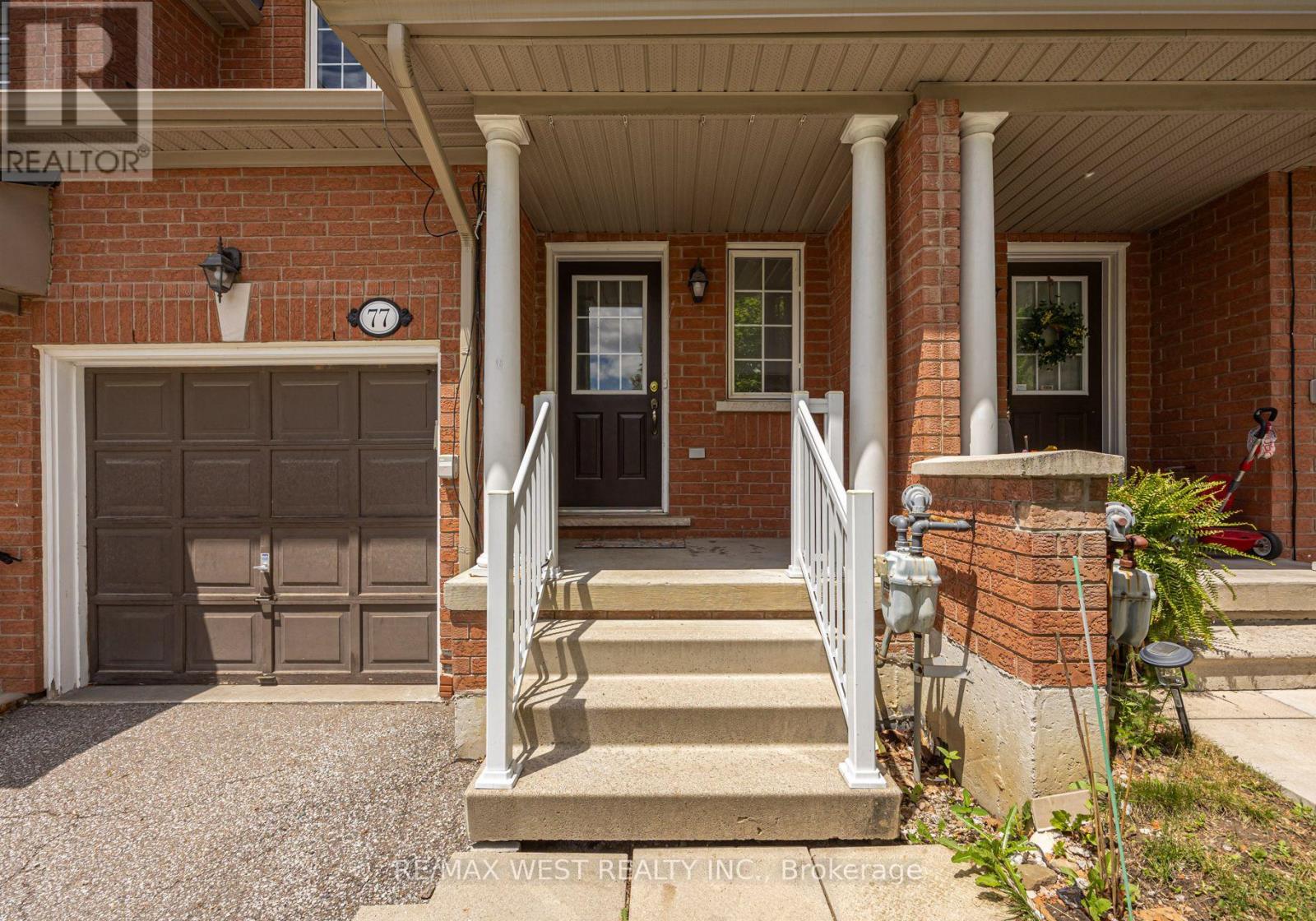 Row / Townhouse for Sale in 77 - 7360 ZINNIA PLACE|Mississauga (Meadowvale Village), Ontario L5W2A4 2