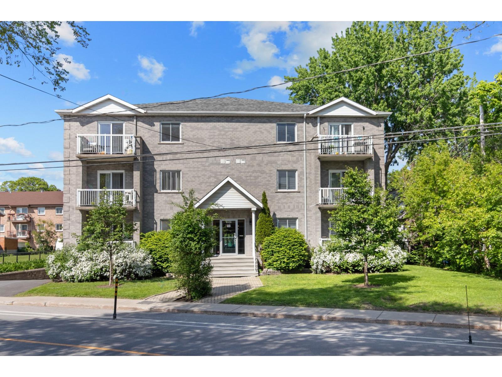 1952 Rue St-Georges (Lemoyne)