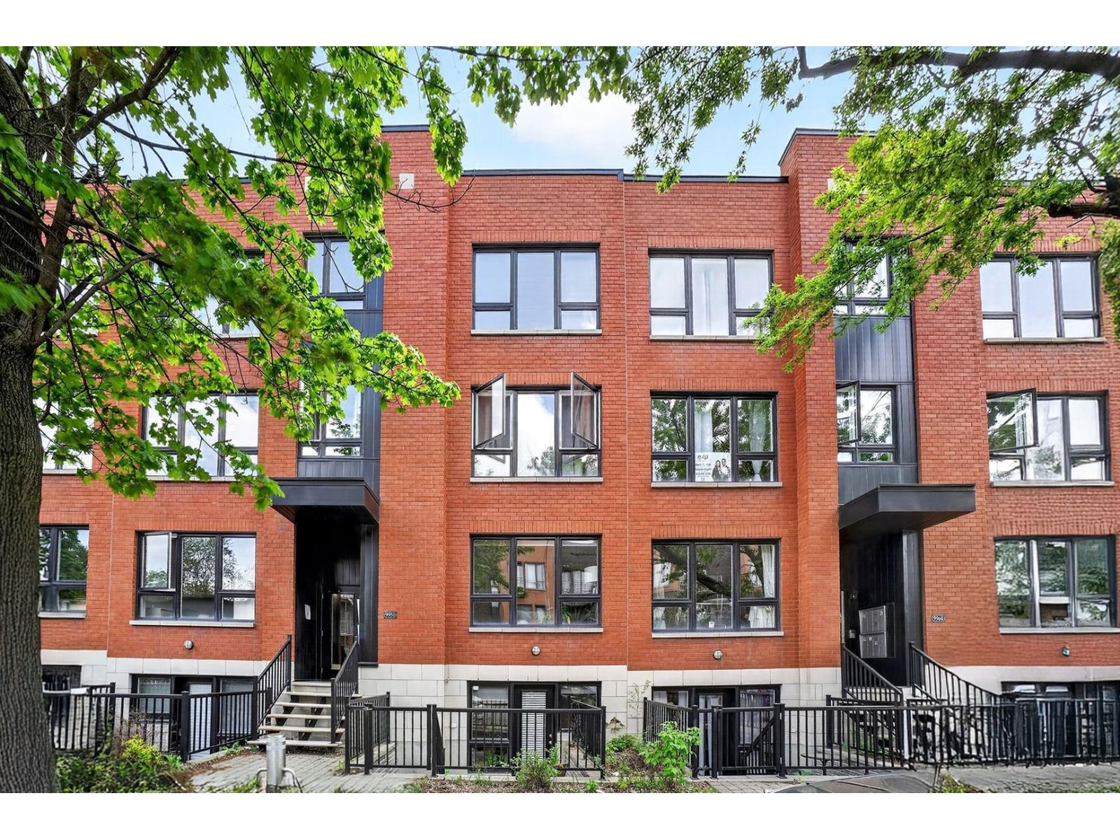 9950 Rue Lajeunesse, #2, Montréal (Ahuntsic-Cartierville), Quebec H3L2E1