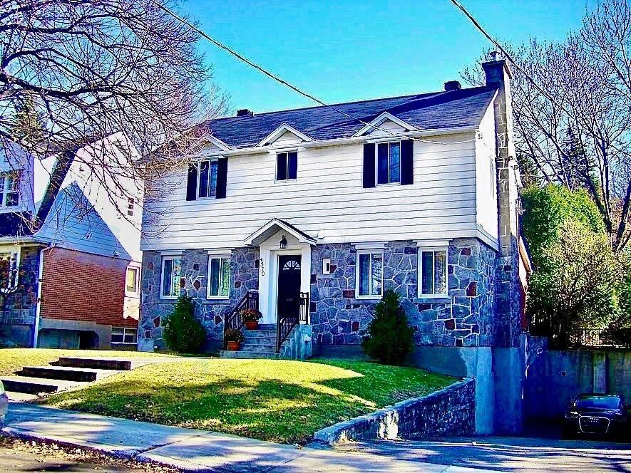 4570 Av. Miller