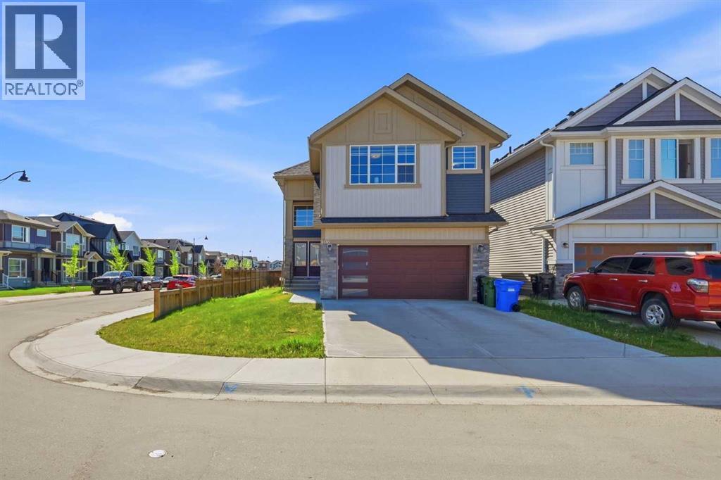 House for Sale in 106 Homestead Crescent NE|Calgary, Alberta T3J2K8