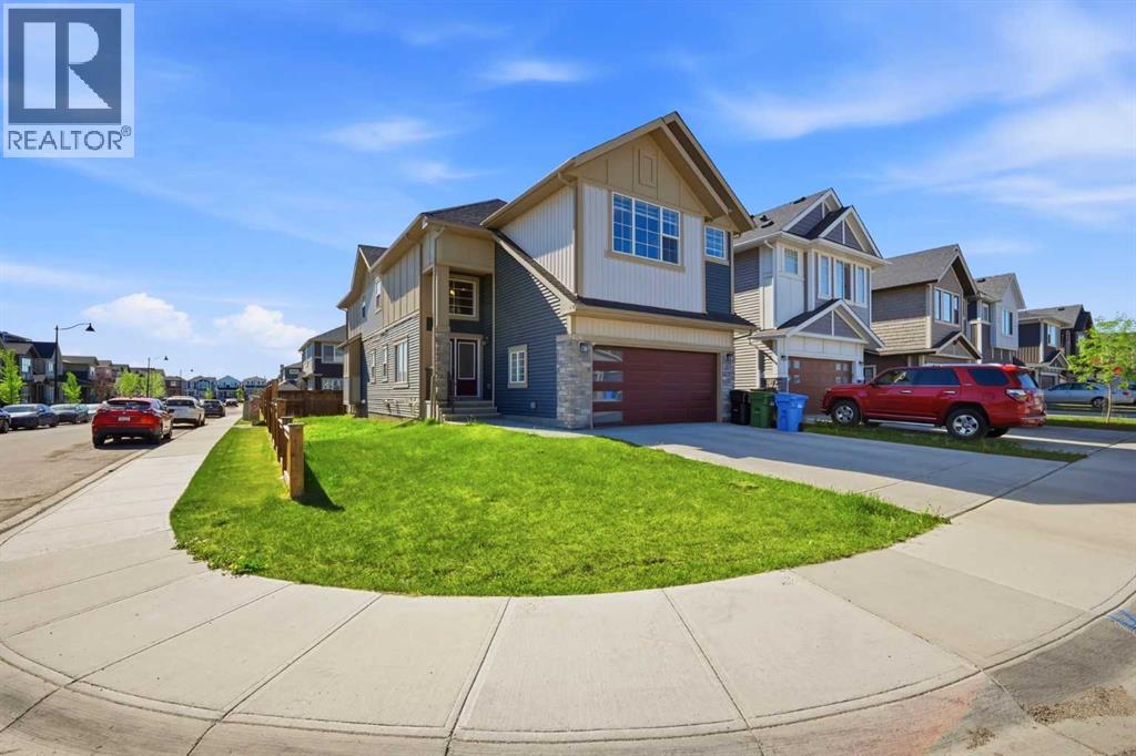 House for Sale in 106 Homestead Crescent NE|Calgary, Alberta T3J2K8 2