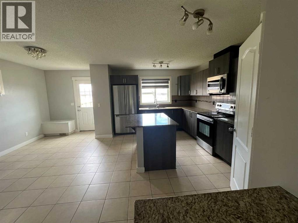 Duplex for Sale in 222 Skyview Ranch Boulevard NE|Calgary, Alberta T3N0K9 3
