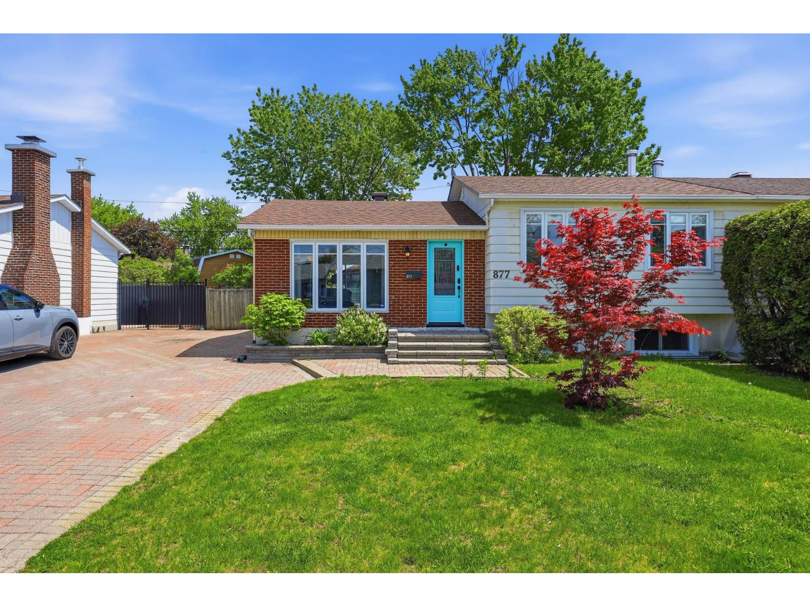 877 Rue du Saguenay