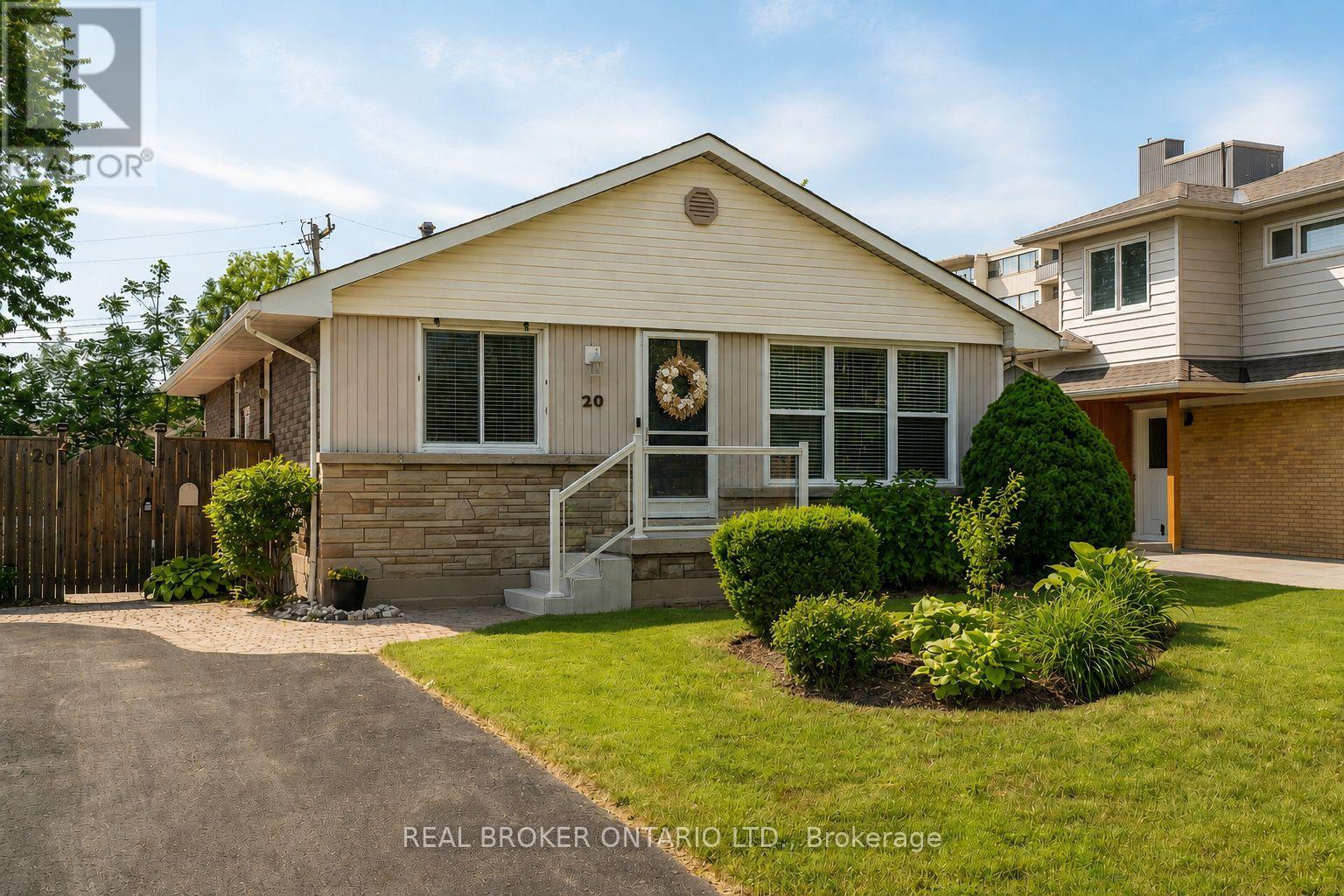 20 CARDINAL DRIVE, Hamilton (Bruleville), Ontario L9A4H4
