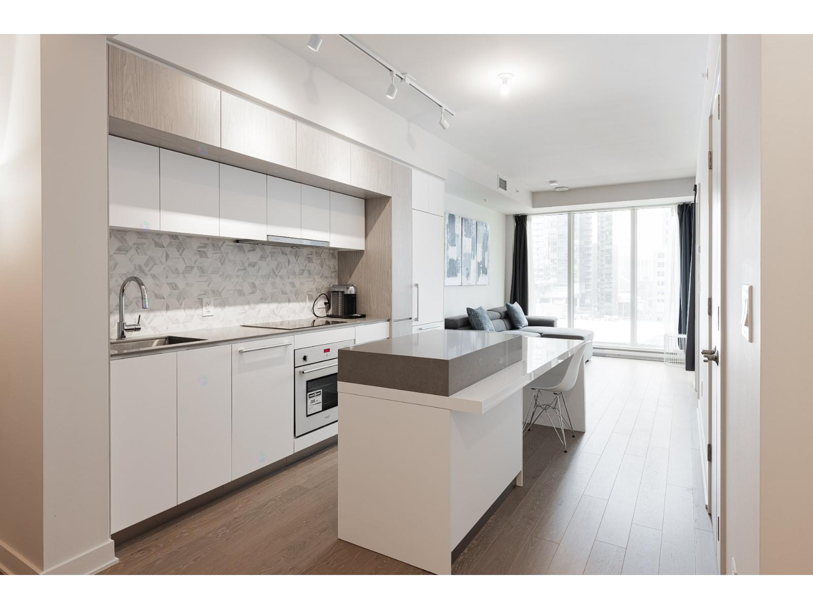 1188 Rue St-Antoine O.