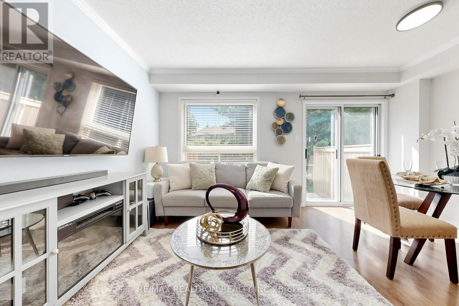 Row / Townhouse for Sale in 63 - 4600 KIMBERMOUNT AVENUE|Mississauga (Central Erin Mills), Ontario L5M6Z6 2