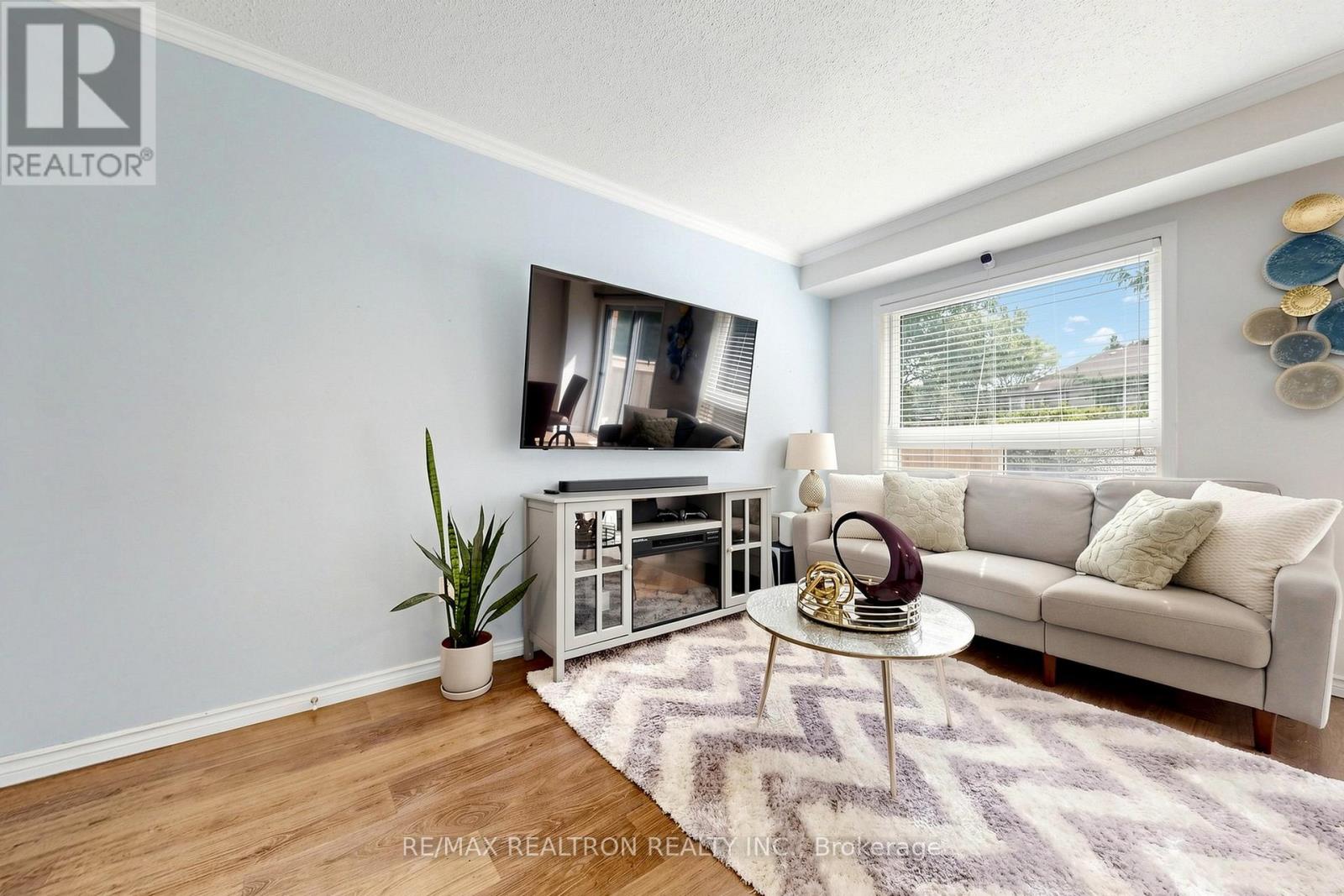 Row / Townhouse for Sale in 63 - 4600 KIMBERMOUNT AVENUE|Mississauga (Central Erin Mills), Ontario L5M6Z6 4