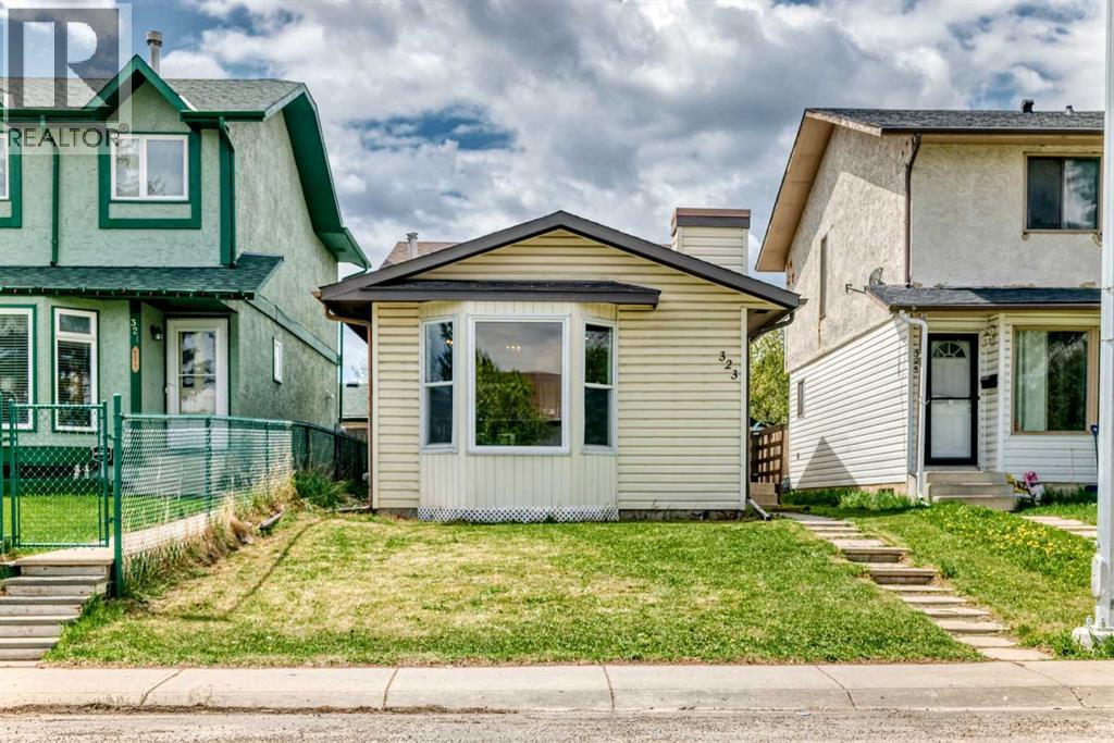 House for Sale in 323 Falwood Way NE|Calgary, Alberta T3J1A9