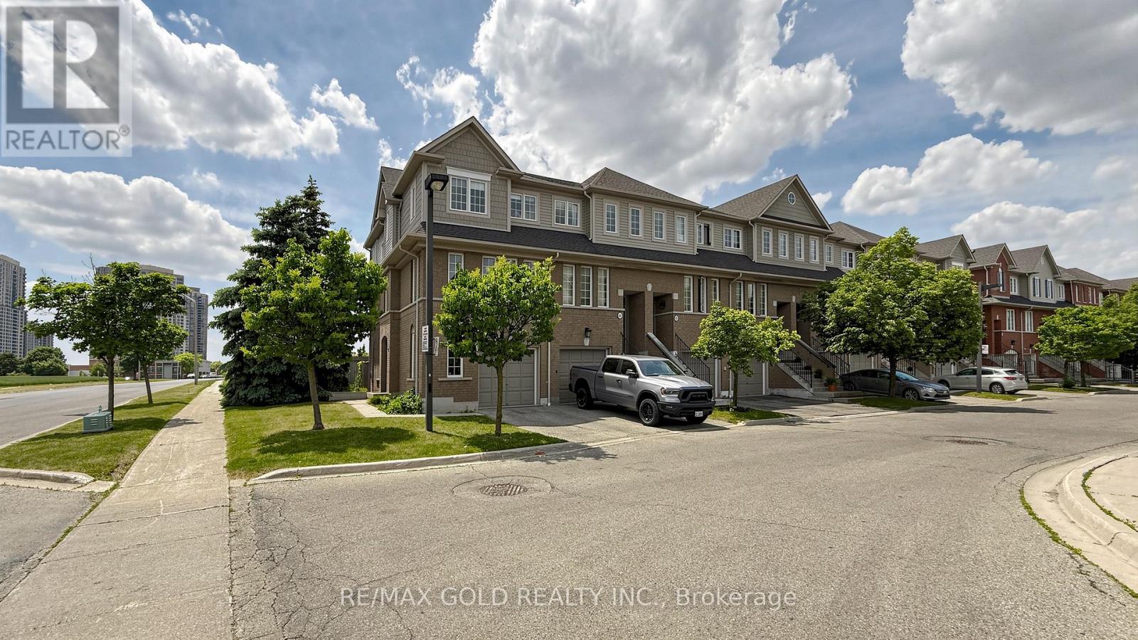 Row / Townhouse for Sale in 182 - 4950 ALBINA WAY|Mississauga (Hurontario), Ontario L4Z4J6 2