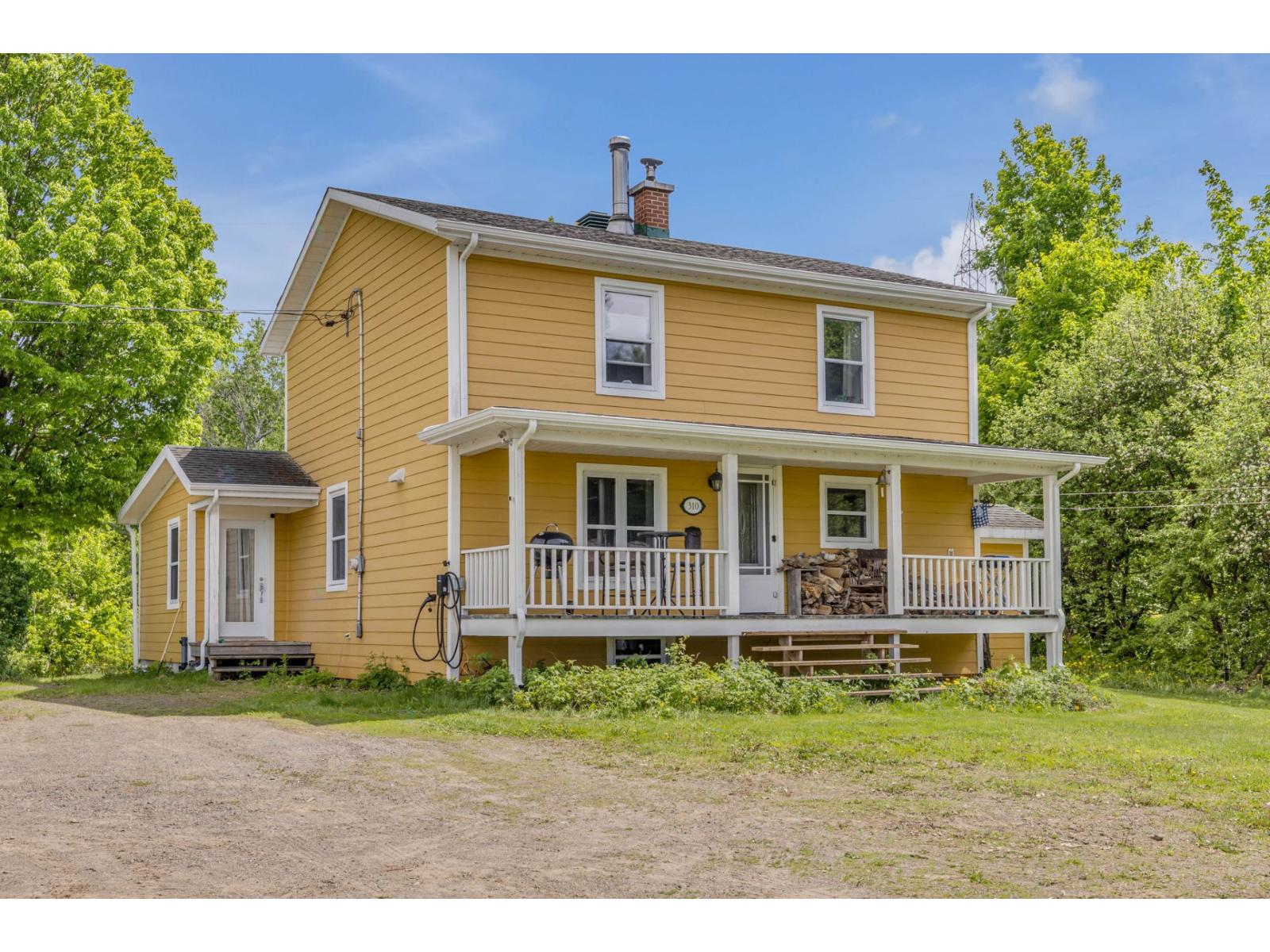 310 Ch. St-Léon, Montmagny, Quebec G5V3R9