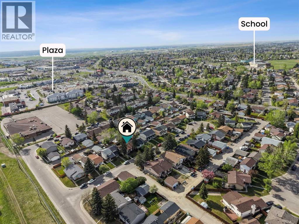 House for Sale in 84 Falconridge Place NE|Calgary, Alberta T3J1A6 3