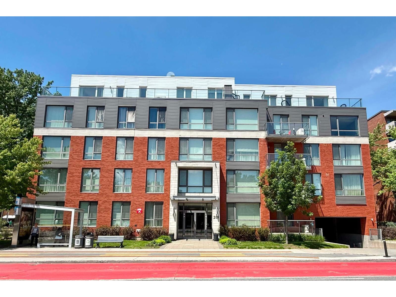 209 Boul. Henri-Bourassa E., #103, Montréal (Ahuntsic-Cartierville), Quebec H3L1C1