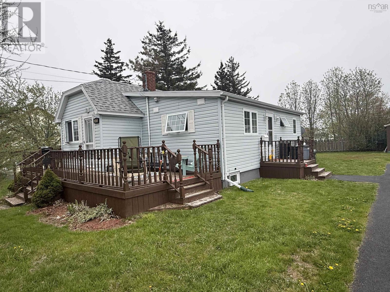 3420 Wood Avenue, New Waterford, Nova Scotia B1H1V6