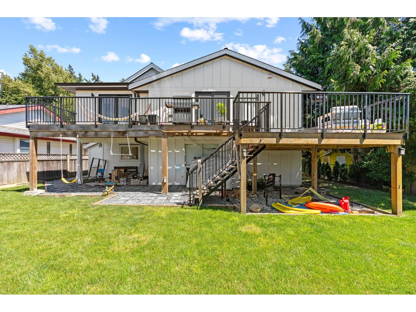 For sale: 1939 144 STREET, Surrey, British Columbia V4A7M6
