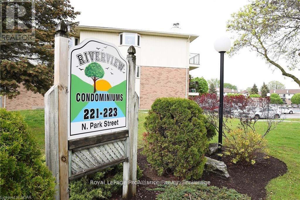 311A - 221 NORTH PARK STREET, Belleville (Belleville Ward), Ontario K8P5A6