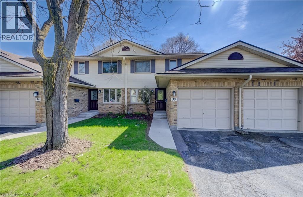 375 KINGSCOURT Drive Unit# 35, Waterloo, Ontario N2K3N7