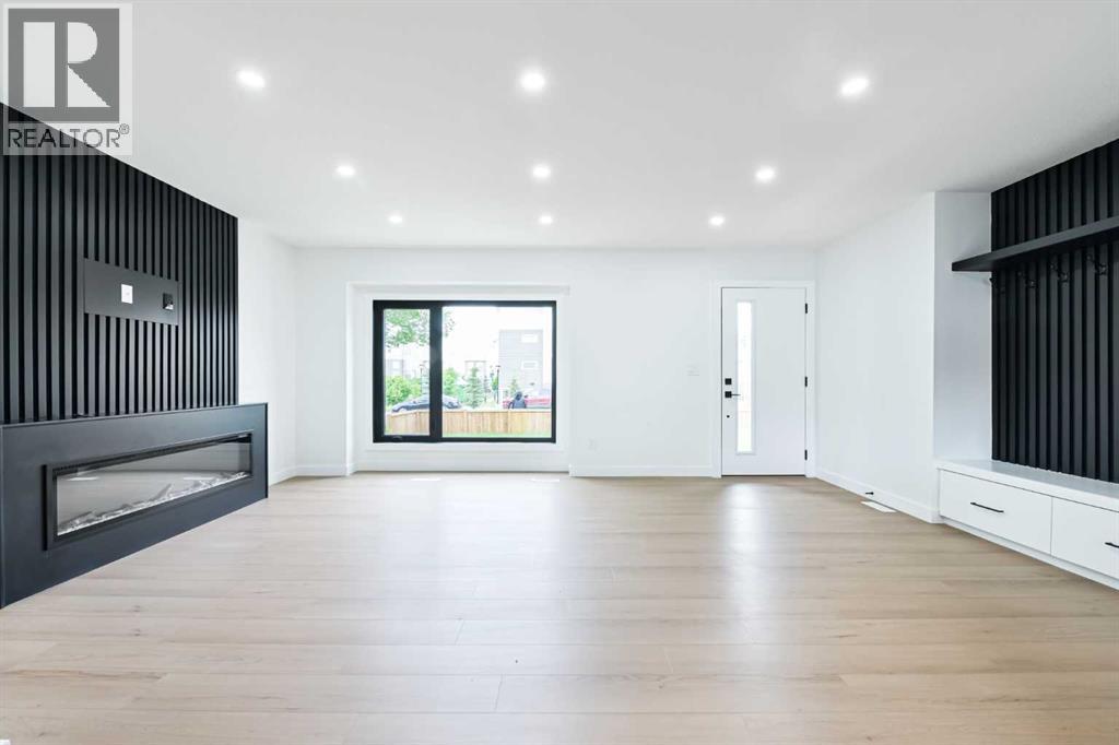 卡尔加里 Glamorgan 全新翻建平层别墅 3卧3卫 带三车库 - 5