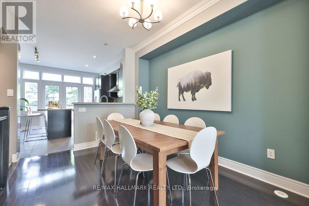 Row / Townhouse for Sale in 32 LOBO MEWS|Toronto (Islington-City Centre West), Ontario M8Z0B1 5