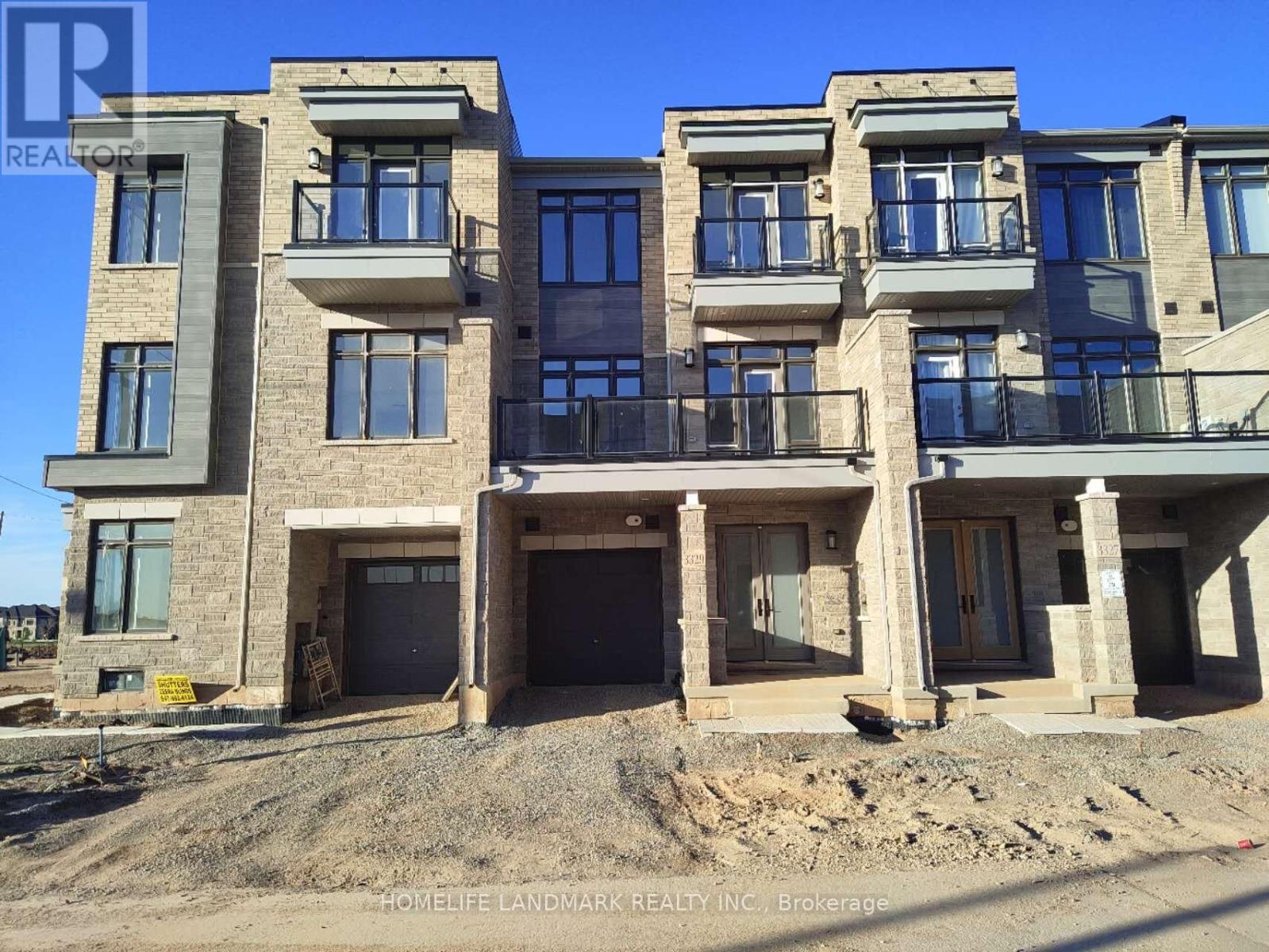 Row / Townhouse for Sale in 3329 AZAM WAY|Oakville (GO Glenorchy), Ontario L6M5S3