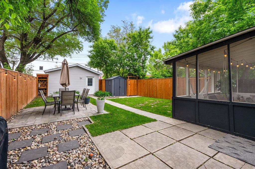For sale: 208 Roger Street, Winnipeg, Manitoba R2H1E2 - 202613059