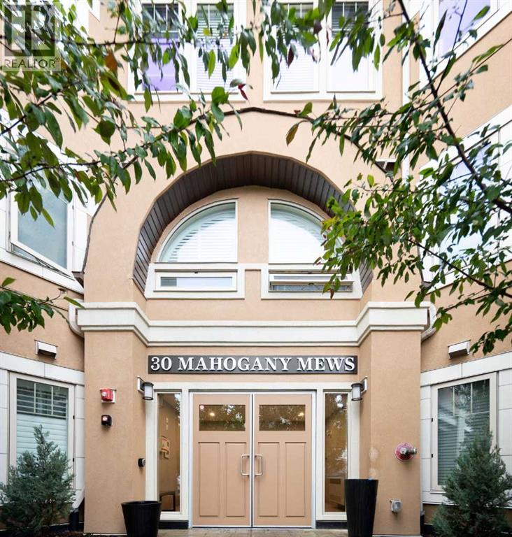 卡尔加里Mahogany社区｜1卧1卫+书房湖景公寓 - 2