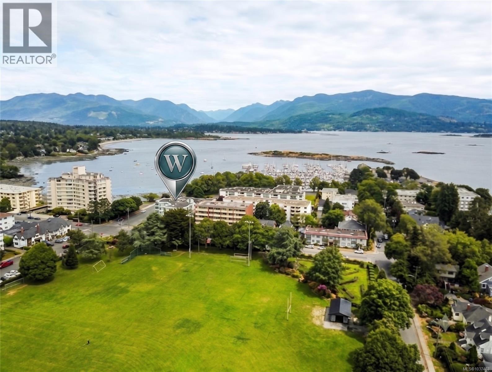 For sale: 402 2605 Windsor Rd, Oak Bay, British Columbia V8S5H9 ...