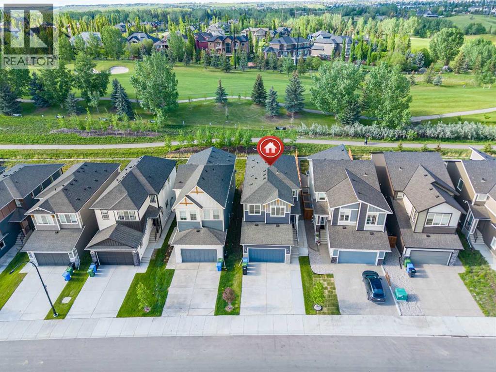 House for Sale in 220 Crimson Ridge Place NW|Calgary, Alberta T3L0K7