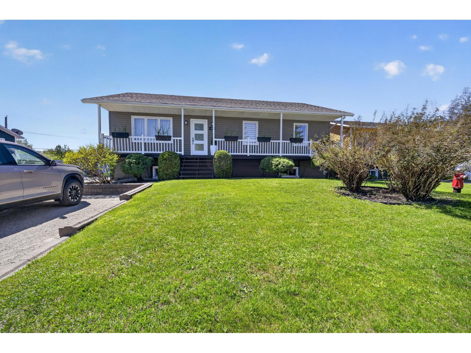 415 Place Quatre-Cents, La Sarre, Quebec J9Z3L2