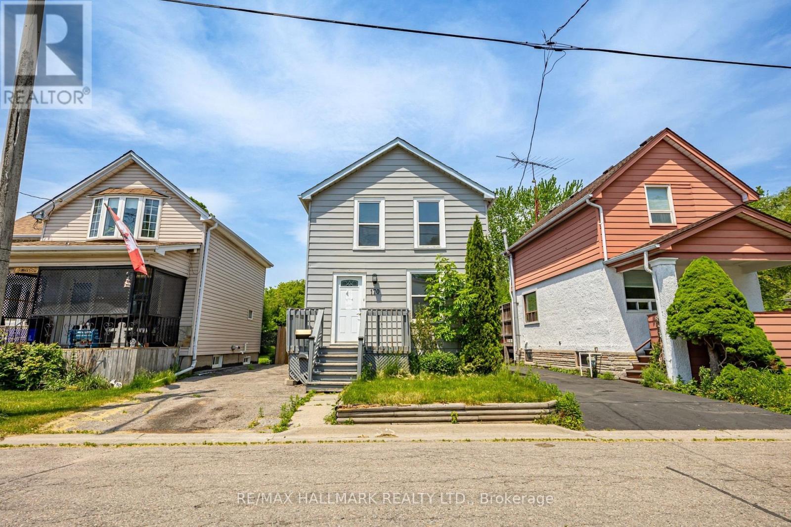 170 ELLIOTT STREET, Oshawa (Vanier), Ontario L1J2B1