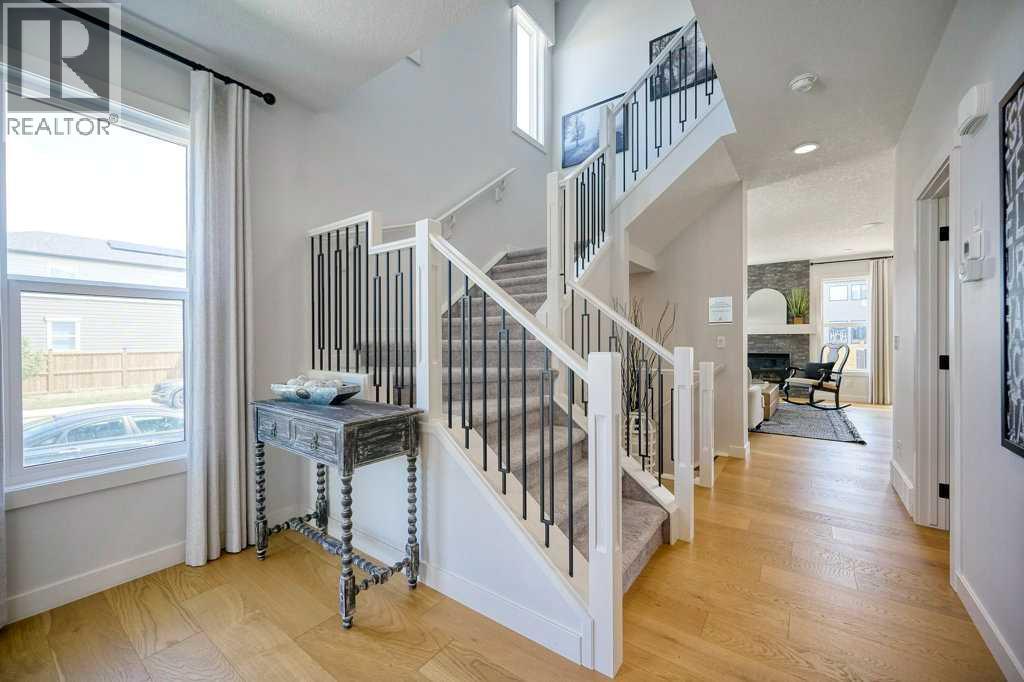House for Sale in 103 Wolf Creek Rise SE|Calgary, Alberta T2X4Z2 2