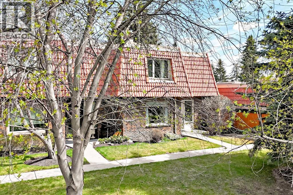 Row / Townhouse for Sale in 8, 714 Willow Park Drive SE|Calgary, Alberta T2J0L8 2