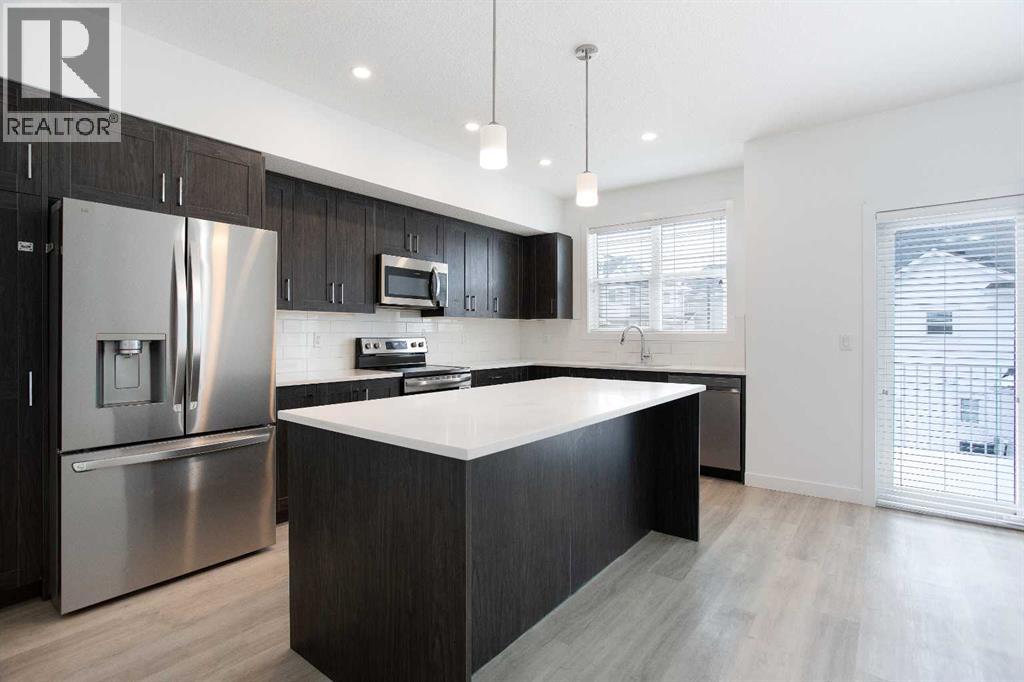 Row / Townhouse for Sale in 438 Copperstone Manor SE|Calgary, Alberta T2Z5G4 5