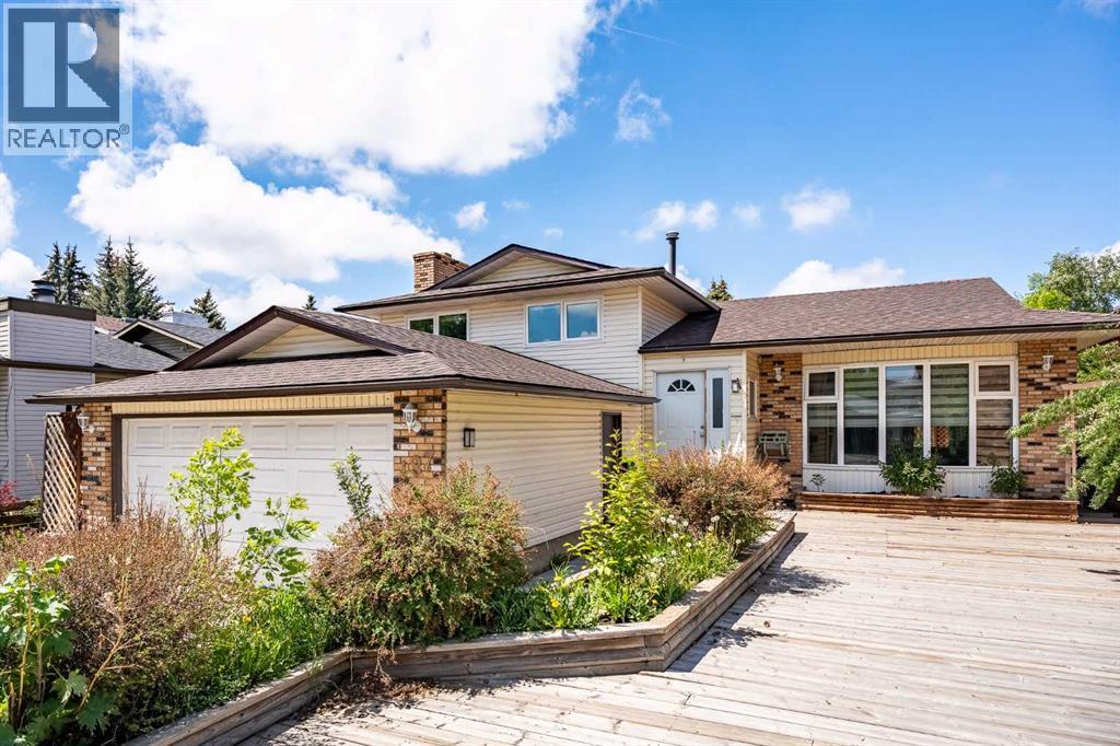 House for Sale in 187 Templeton Circle NE|Calgary, Alberta T1Y4G6 3