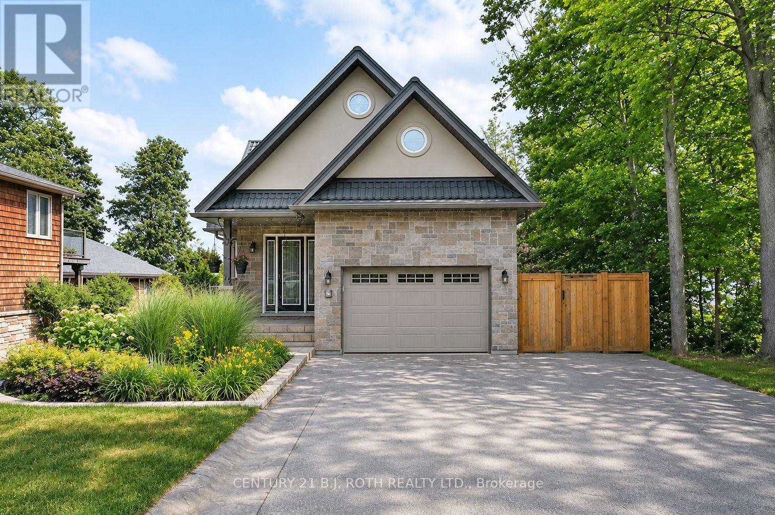 For rent: 9 GREENWOOD FOREST ROAD, Oro-Medonte, Ontario L0L2E0