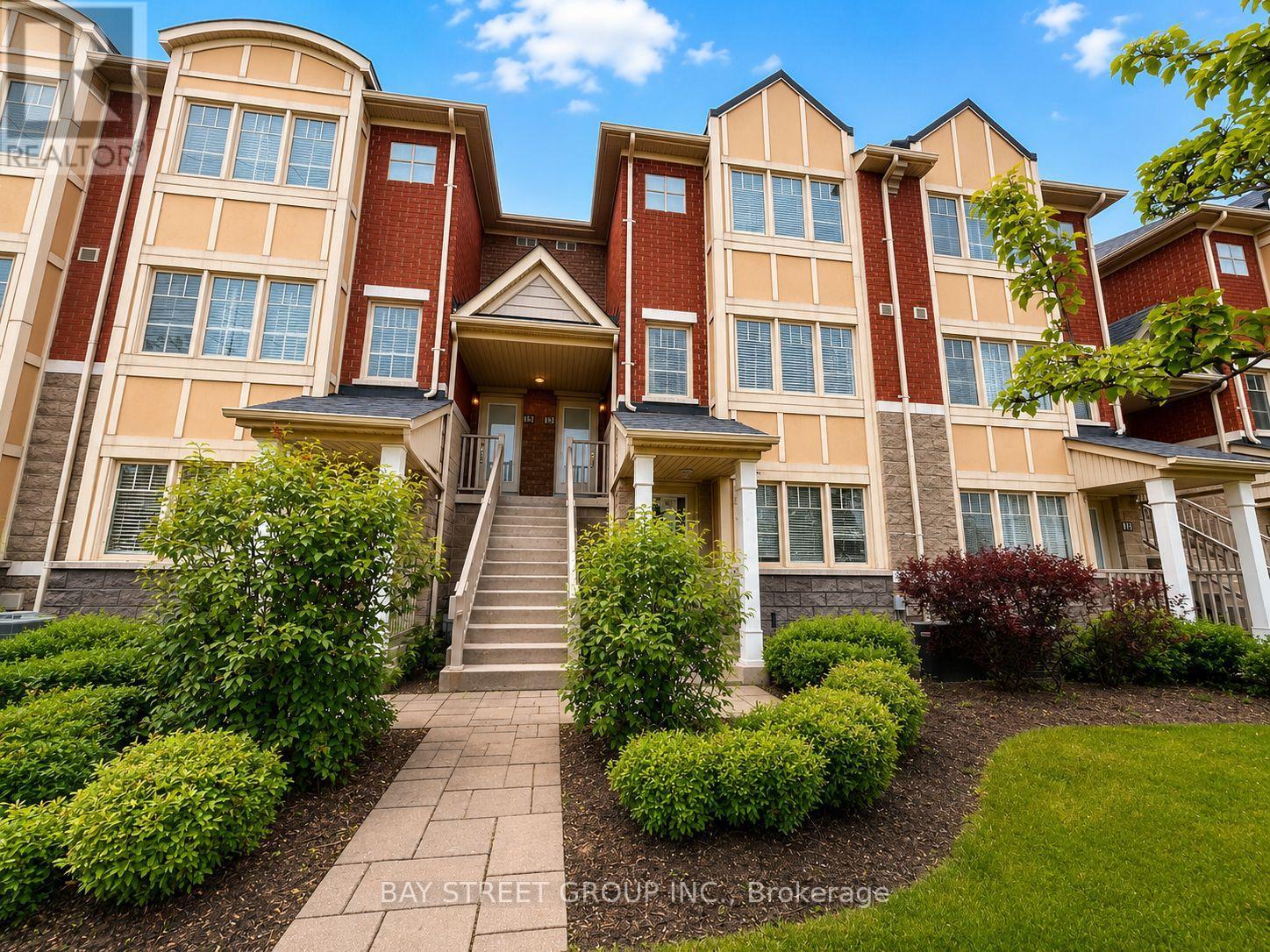 Row / Townhouse for Sale in 13 - 3975 EGLINTON AVENUE W|Mississauga (Churchill Meadows), Ontario L5M0E7 2