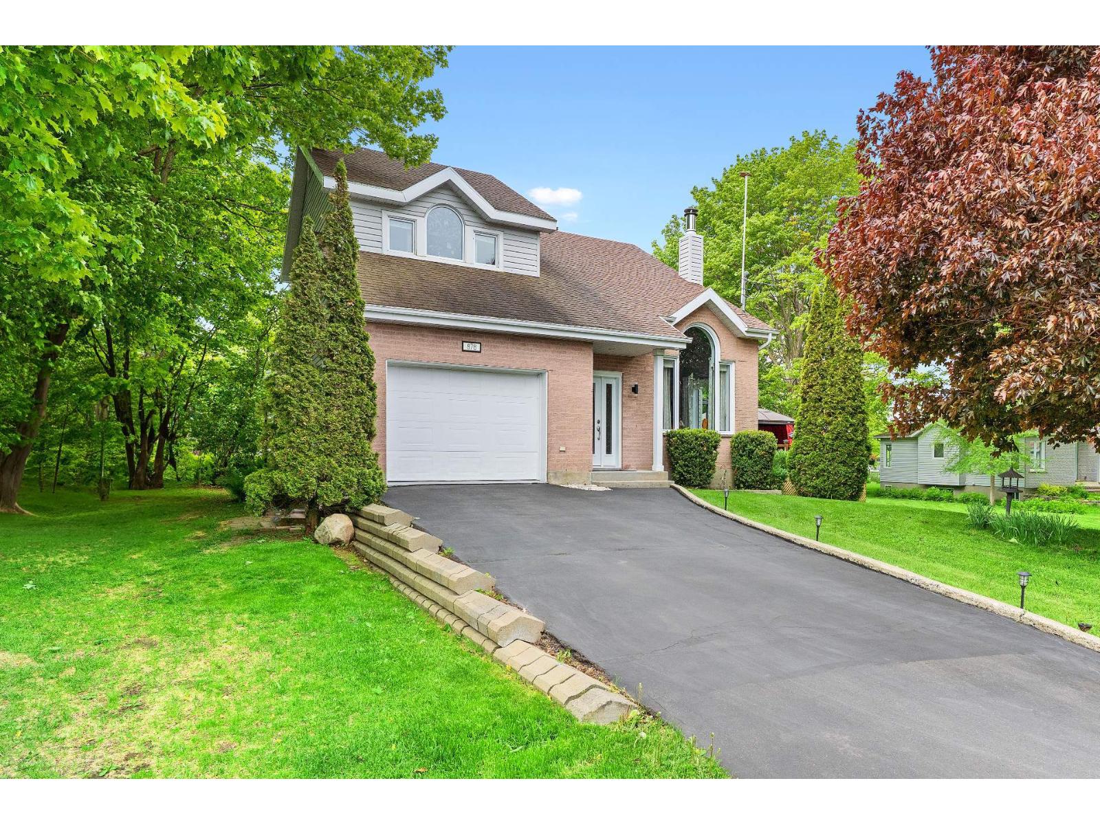 À vendre : 878 Rue Lambert, Saint-Antoine-de-Tilly, Québec G0S2C0 ...