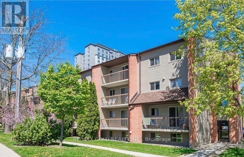 111 - 30 HICKORY STREET, Waterloo, Ontario N2J4L4