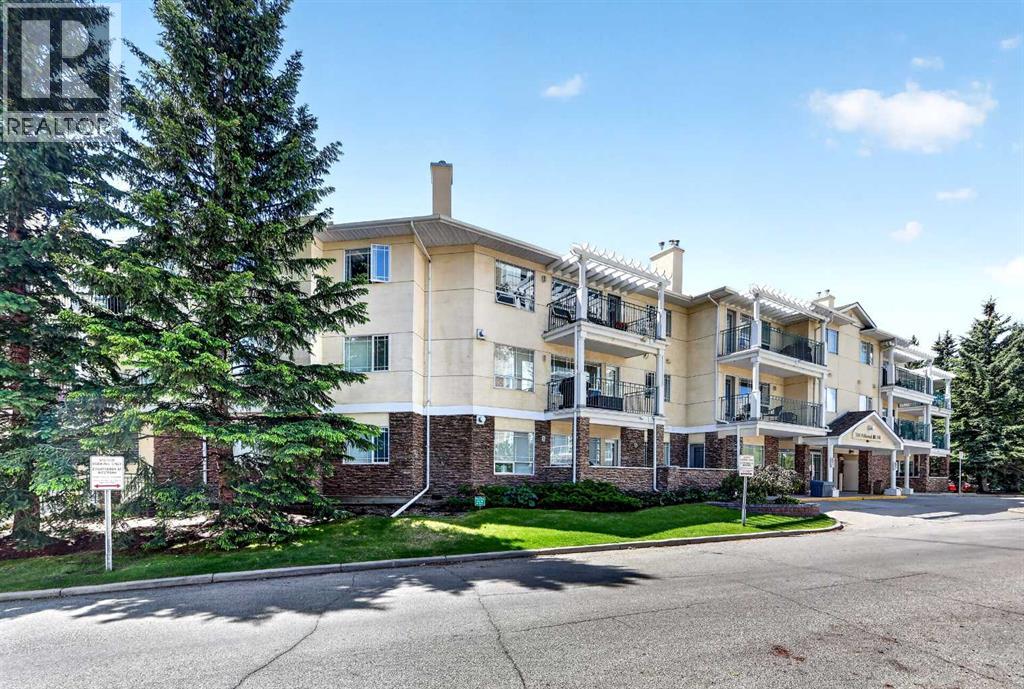 Apartment for Sale in 222, 2144 Paliswood Road SW|Calgary, Alberta T2V5K2