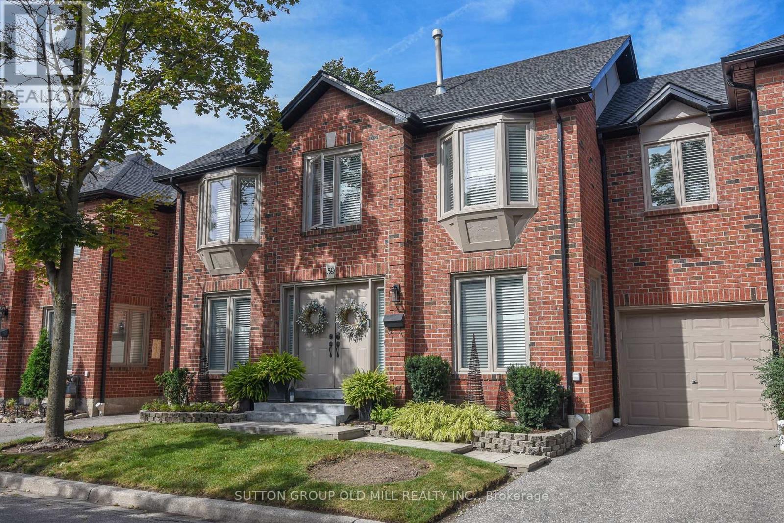 Row / Townhouse for Sale in 59 - 4635 REGENTS TERRACE|Mississauga (Hurontario), Ontario L5R1X5 2