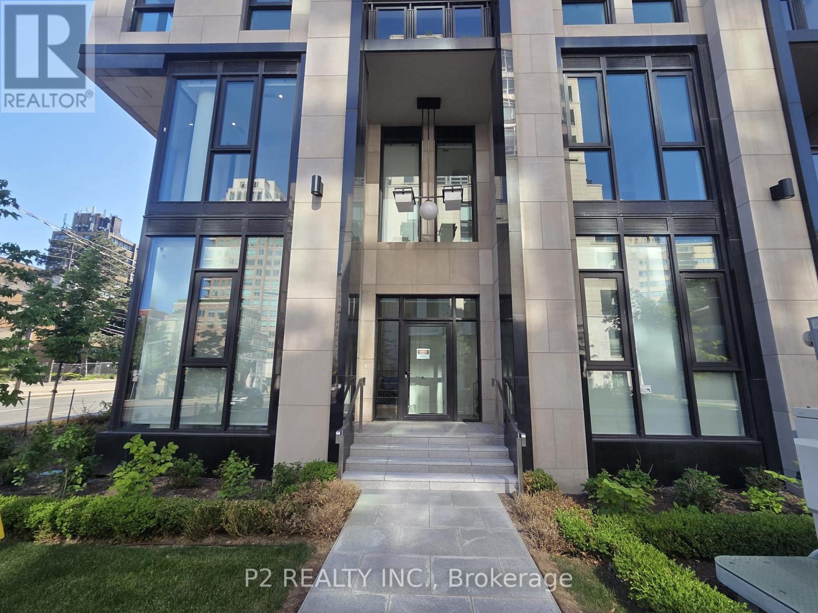 102 - 2 FOREST HILL ROAD