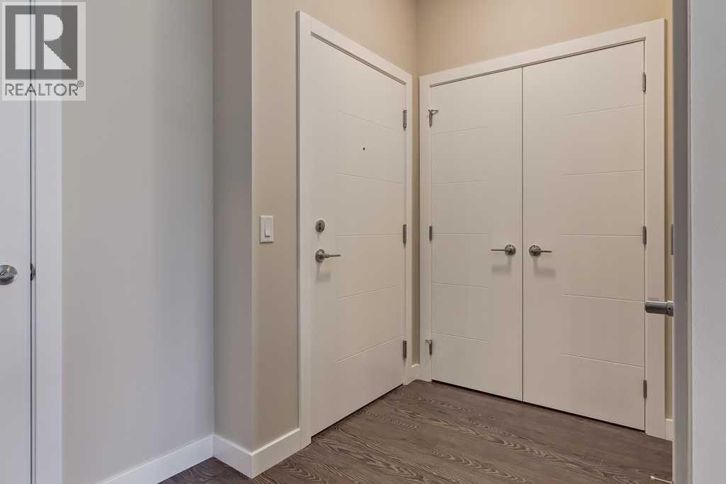 Apartment for Sale in 201, 4 Sage Hill Terrace NW|Calgary, Alberta T3R0W4 2