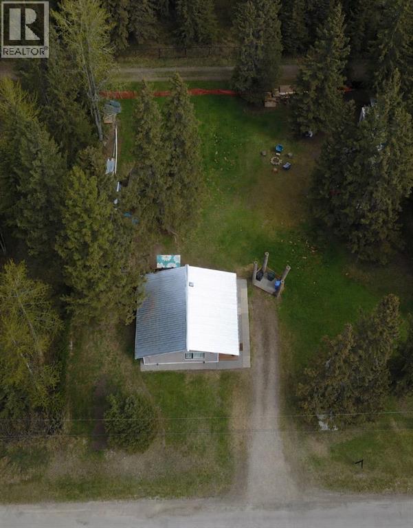 For sale: 968 1 Avenue NE, Sundre, Alberta T0M1X0 - A2312697