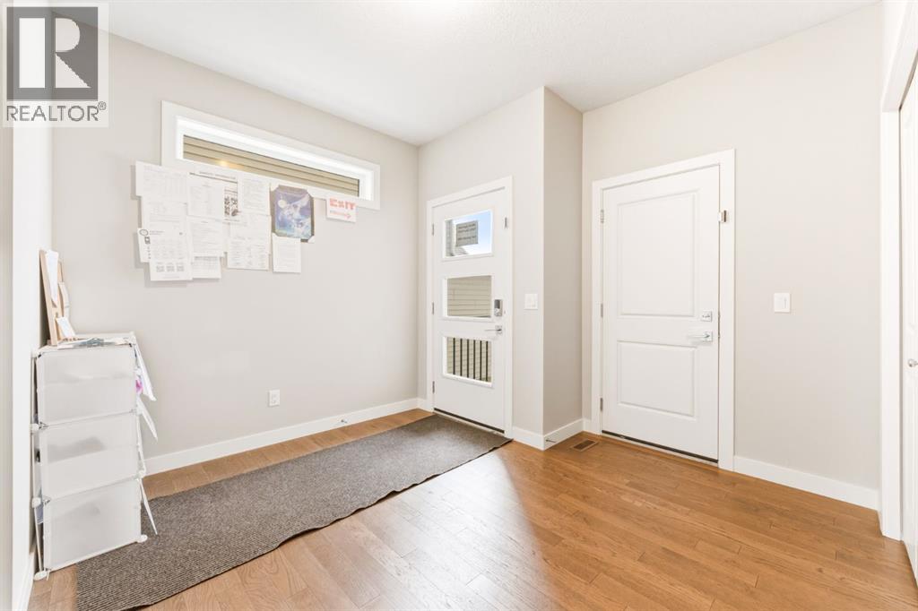 House for Sale in 14 Belvedere Point SE|Calgary, Alberta T2A7G1 3