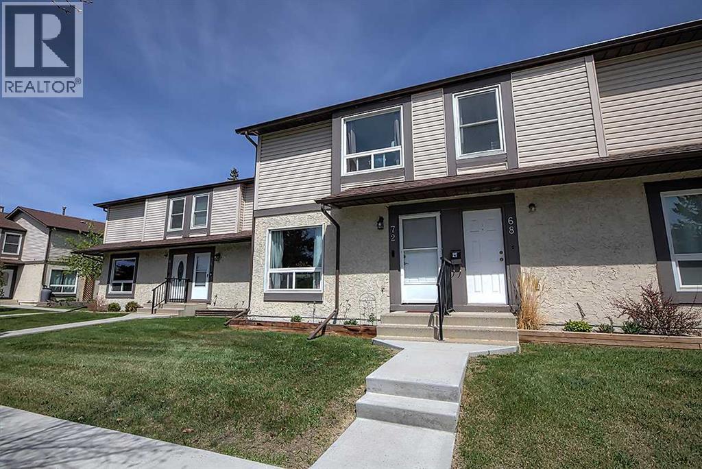 Row / Townhouse for Sale in 72 Deerpoint Road SE|Calgary, Alberta T2J6M9